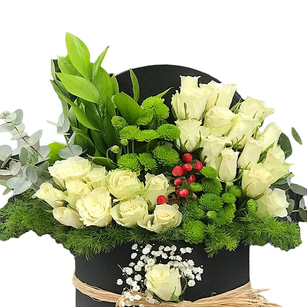 Siyah Kutuda 25 Beyaz Gül